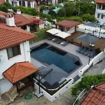 Villa Tomsan *